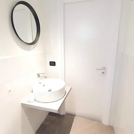 La Terrazza Tra I Tetti Studio - Centro Apartment *