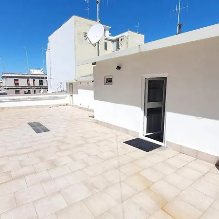 Apartment La Terrazza Tra I Tetti Studio - Centro *